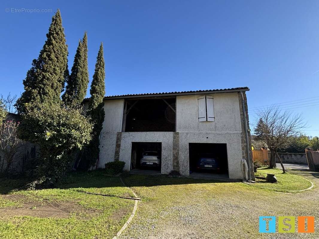 Maison à POINTIS-INARD