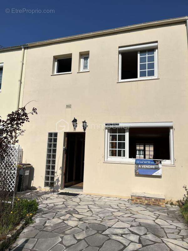 Maison à LONGJUMEAU