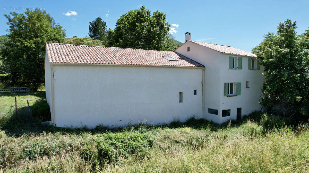 Maison à LES MEES