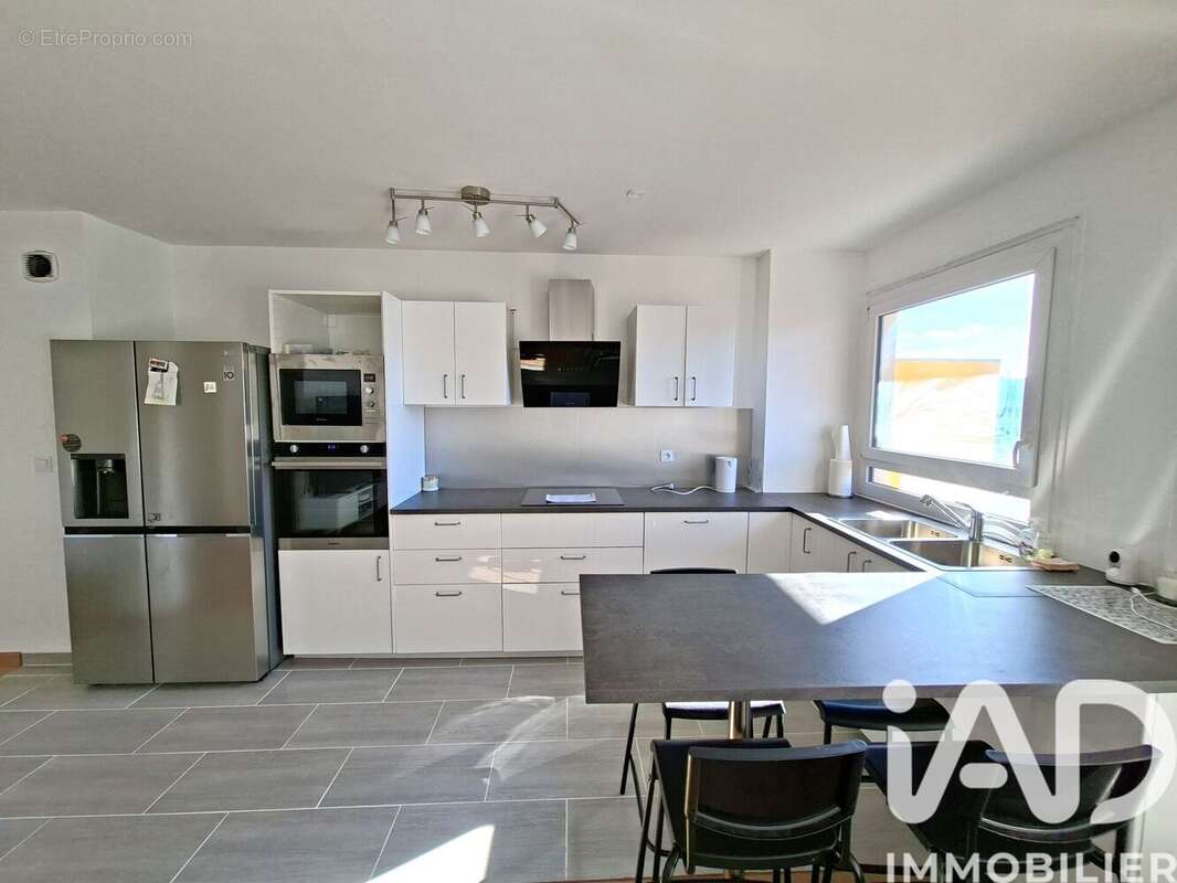 Appartement 82 m² à Rosny-Sous-Bois  - photo 3