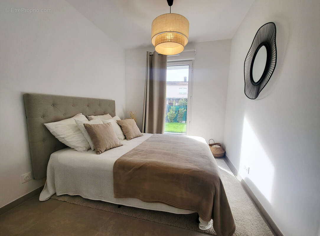 Appartement à VILLENEUVE-LOUBET