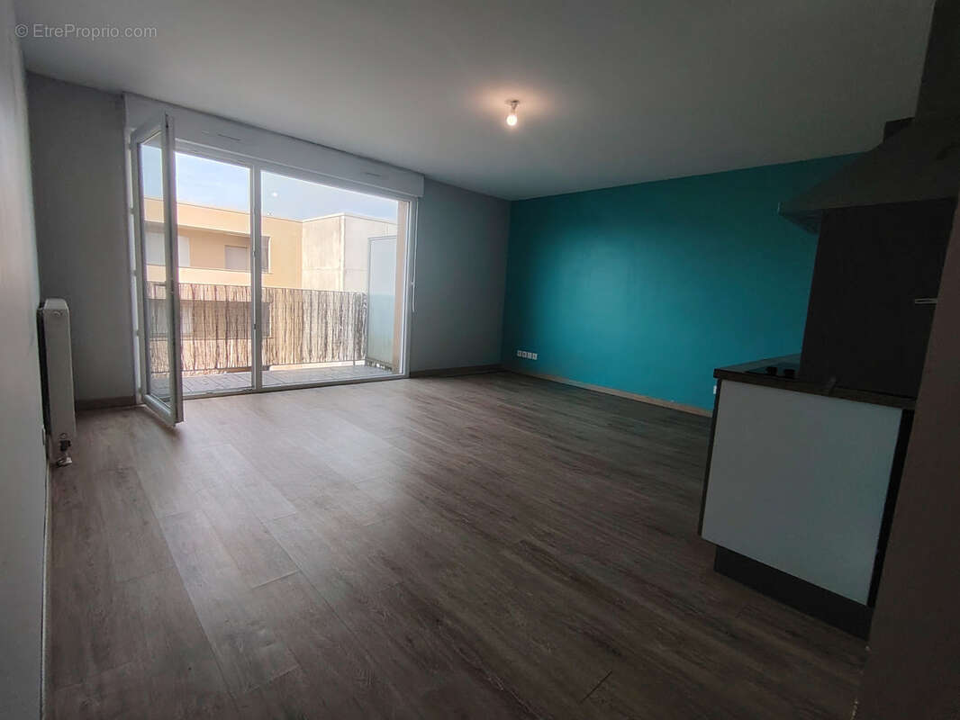 Appartement à COLOMBELLES