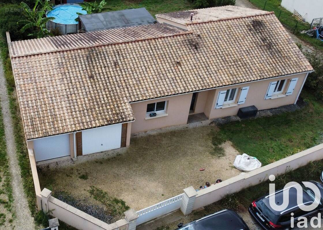 Photo 1 - Maison à LA ROCHEFOUCAULD