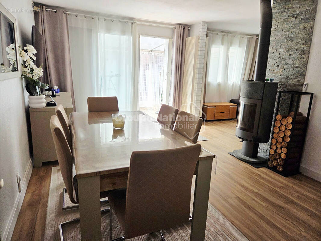Maison à MONTIGNY-LES-CORMEILLES