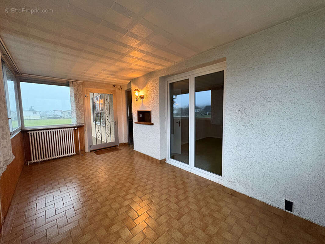 Maison à COLOMBIER-FONTAINE