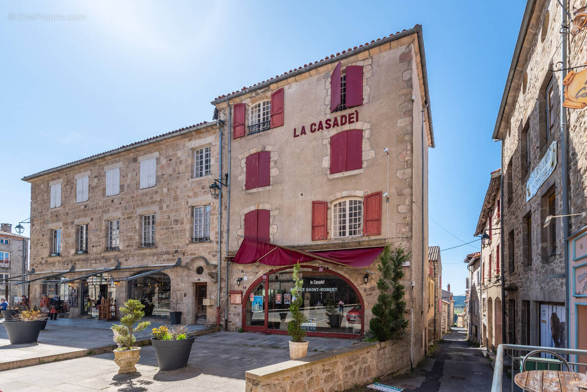 Maison à LA CHAISE-DIEU