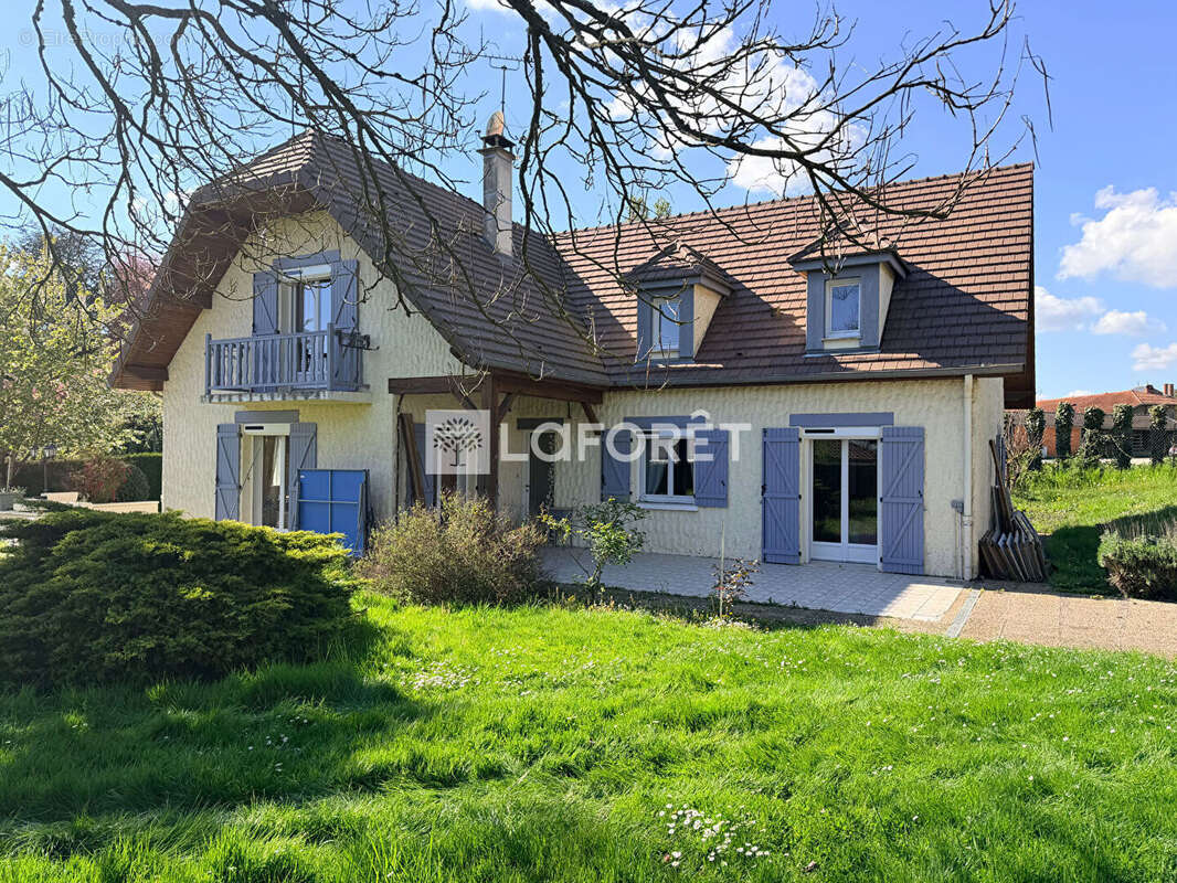 Maison à THIEBLEMONT-FAREMONT