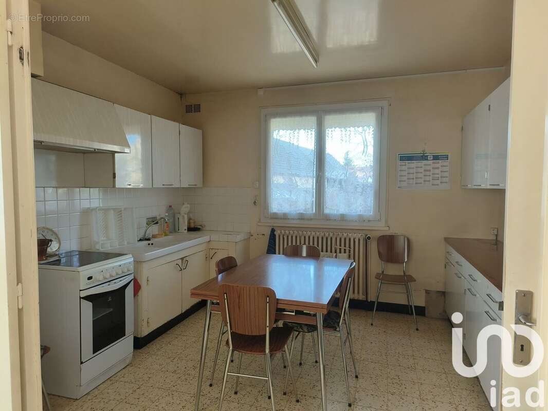 Maison 85 m² à Les Sieges  - photo 3