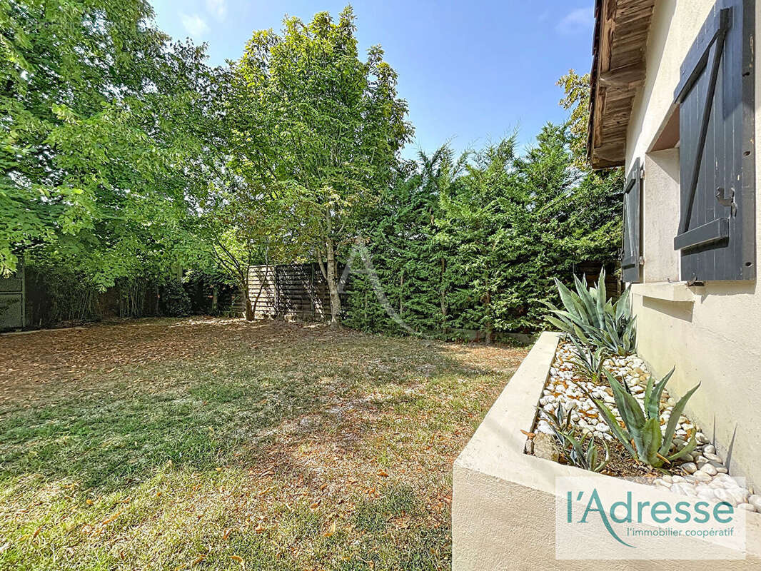 31620 Maison Villaudric T6 31620 - photo 15