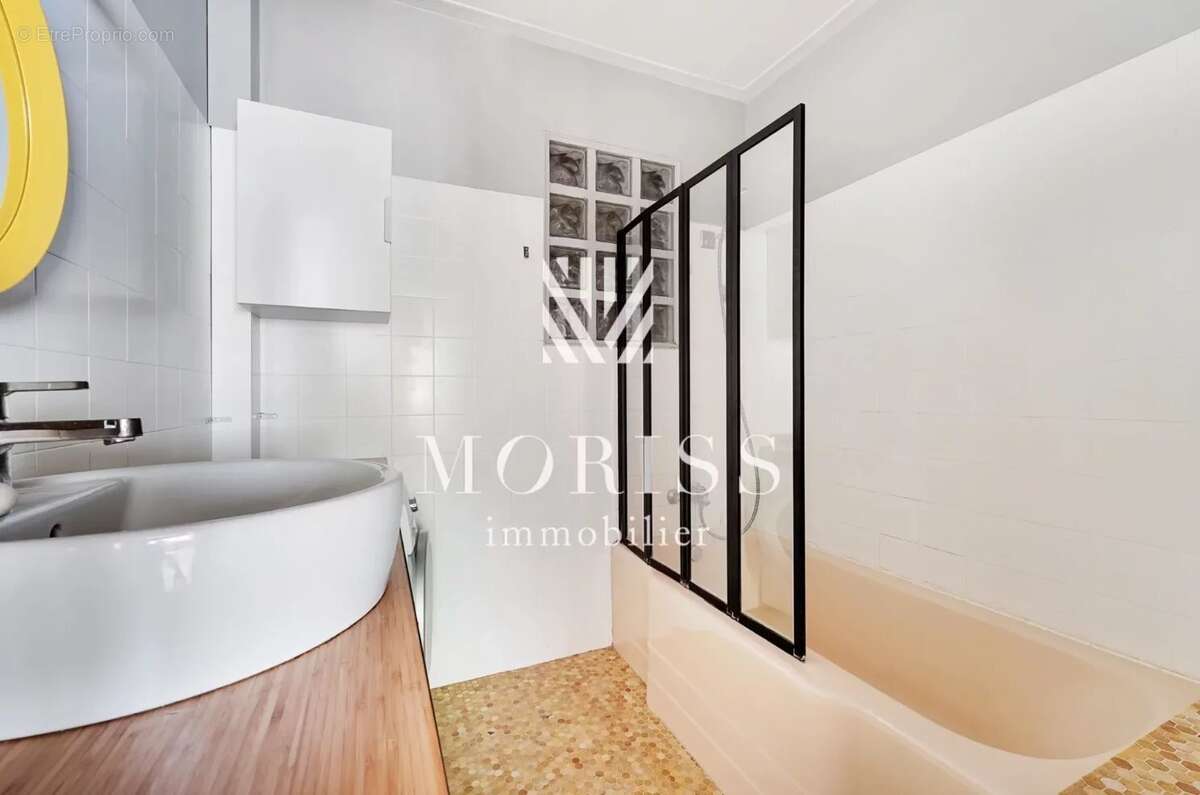 Appartement à LEVALLOIS-PERRET