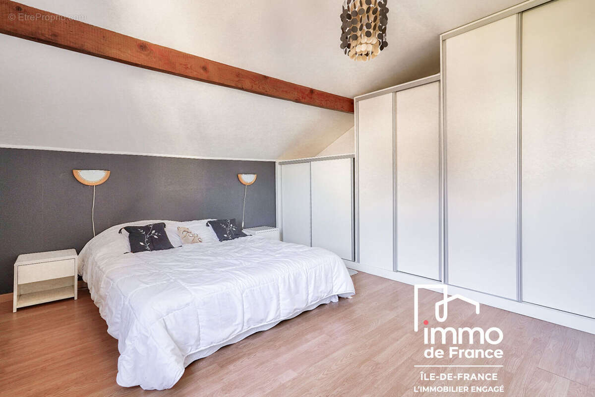 Maison à LE BLANC-MESNIL