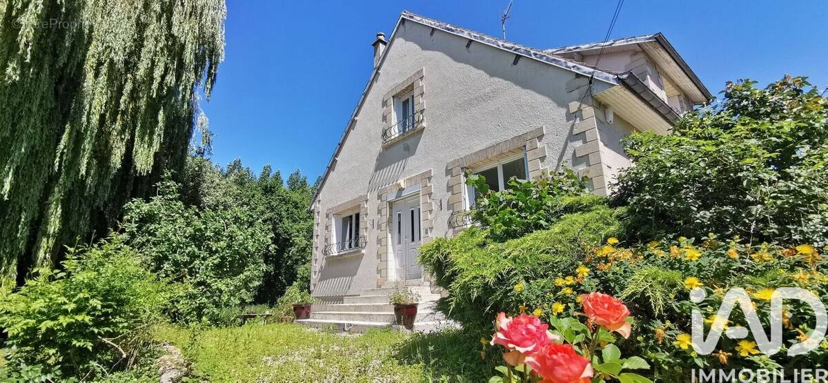Photo 1 - Maison à VIC-SUR-AISNE