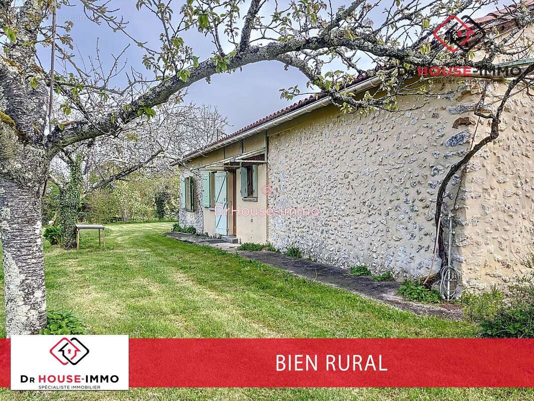 Maison à SAINT-AQUILIN