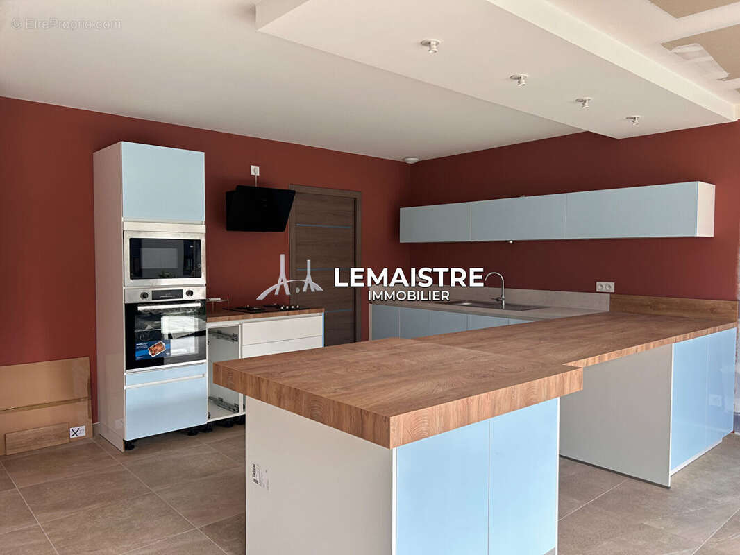 Maison à SAINT-LAURENT-DE-BREVEDENT