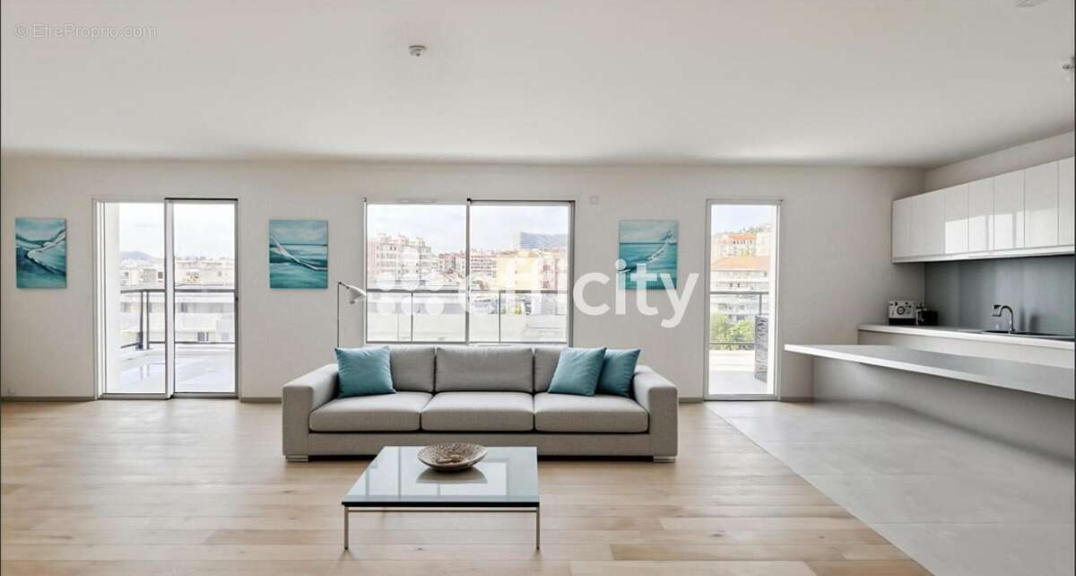 Appartement à MARSEILLE-8E