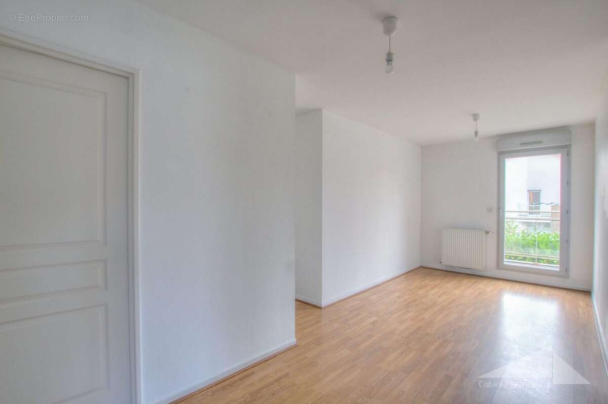 Maison à PREVESSIN-MOENS