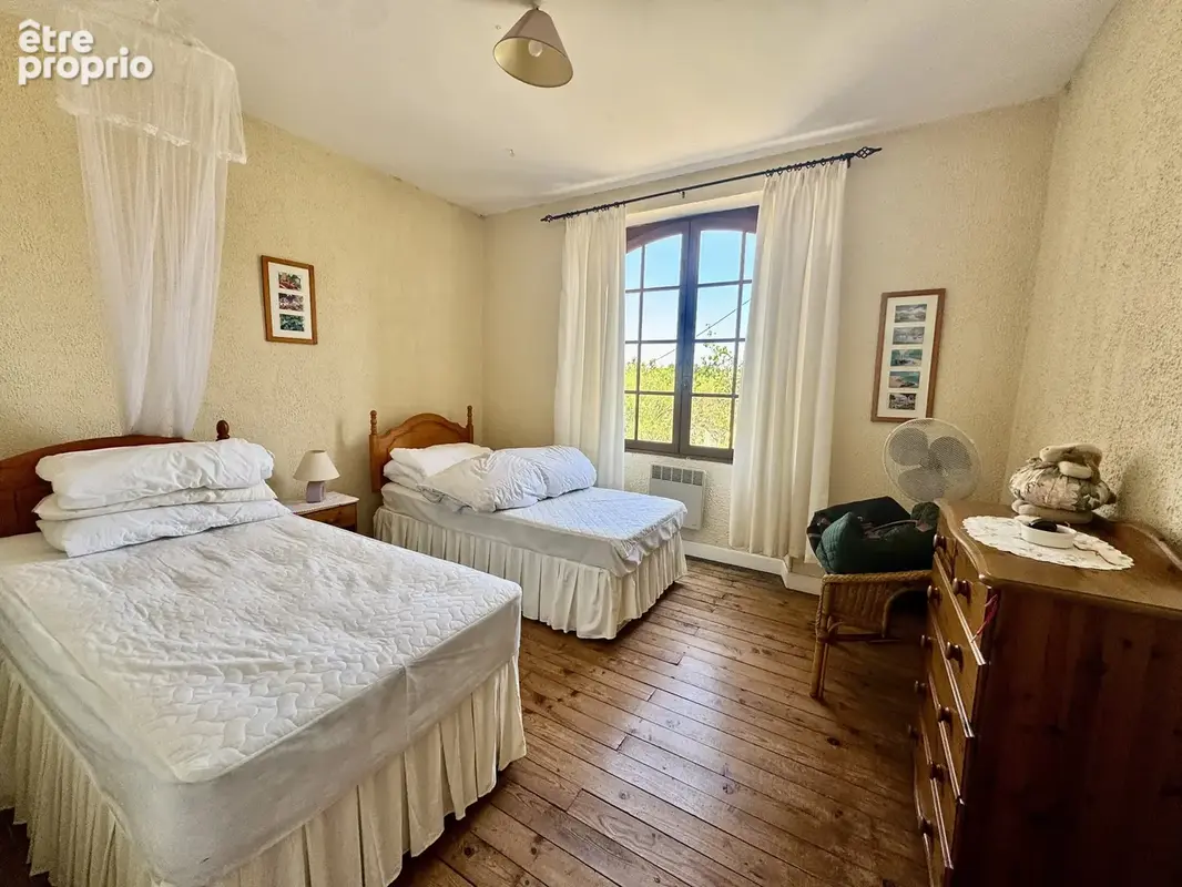 Charmante Maison de Campagne avec Dépendance de 116 m², Piscine et Vue Panoramique - photo 4