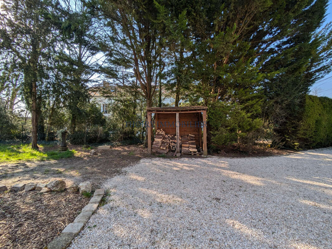 Maison à THOIRY