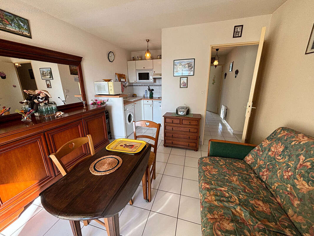 Appartement à VAUX-SUR-MER