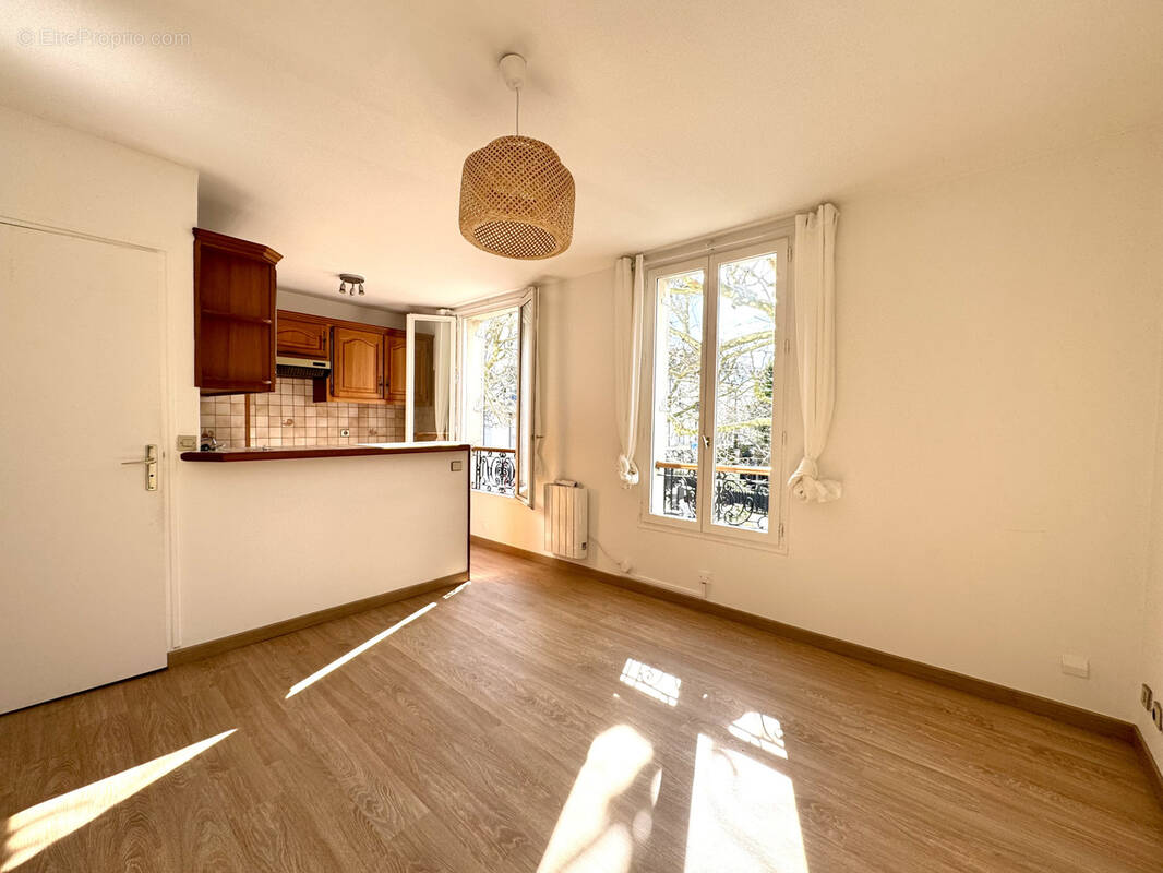 Appartement à LE PERREUX-SUR-MARNE