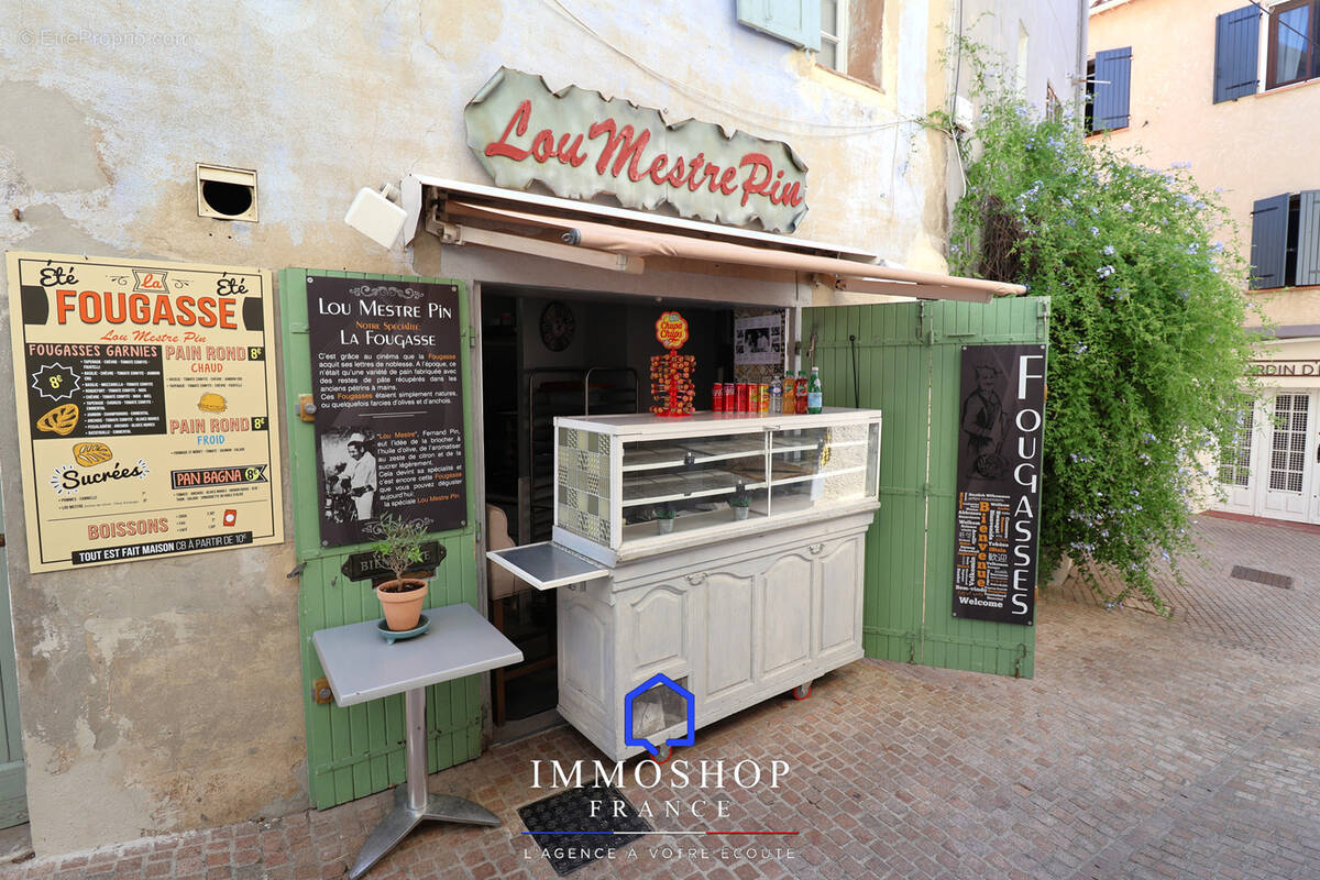 Commerce à LE CASTELLET