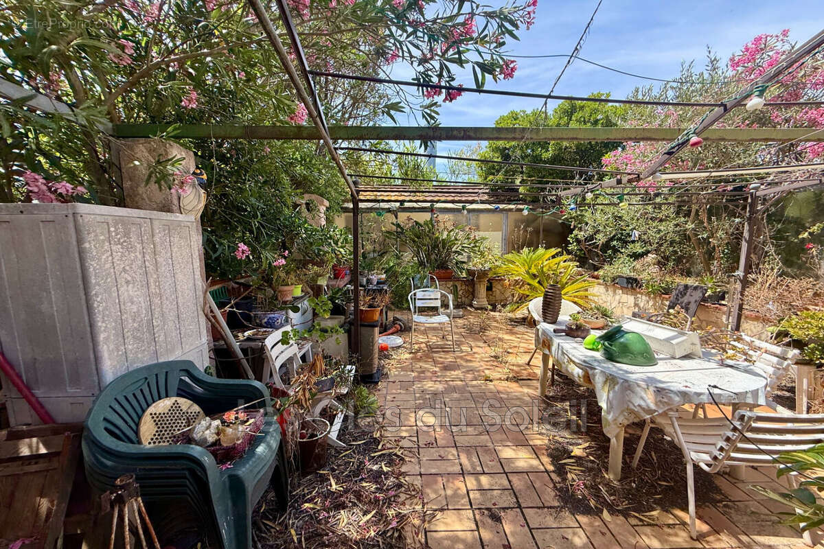 Appartement à HYERES