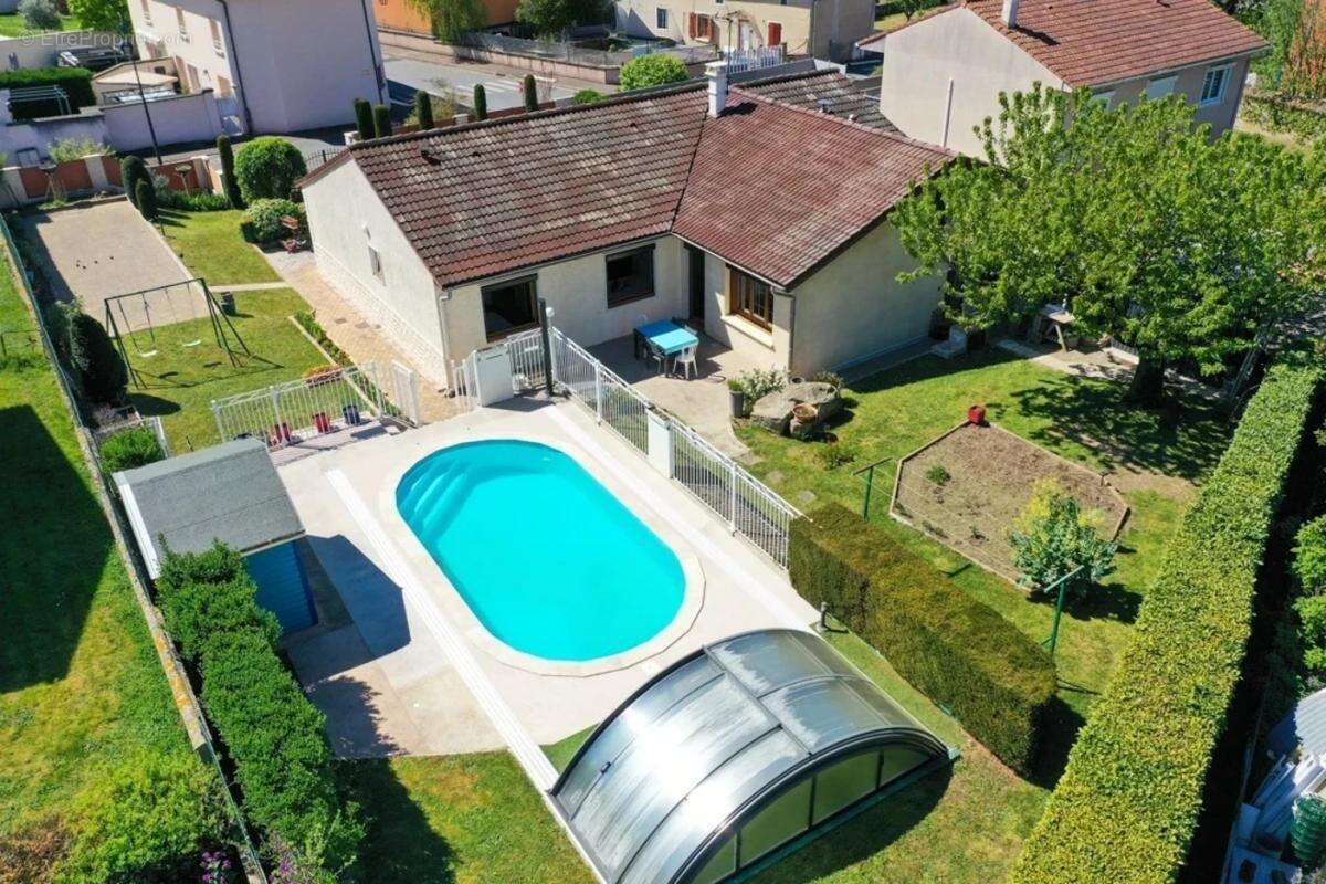 Maison à COLOMBIER-SAUGNIEU