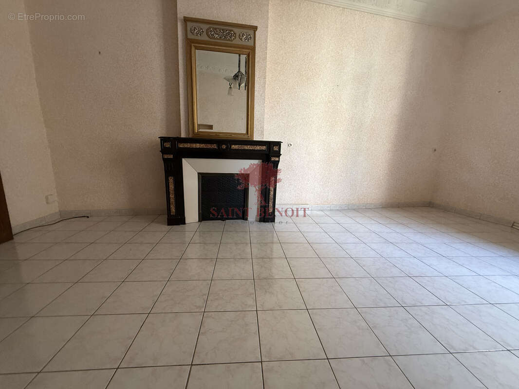 A vendre maison de village avec garage saint-saturnin de lucian - photo 7