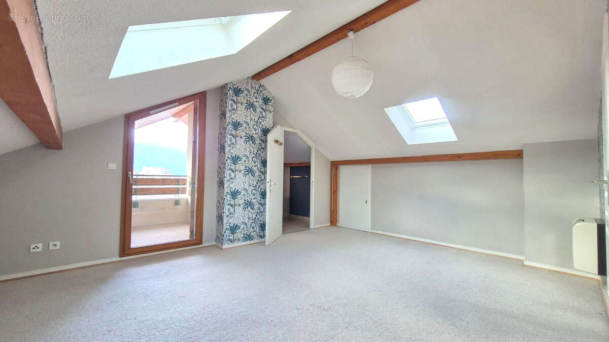 Appartement à AIX-LES-BAINS