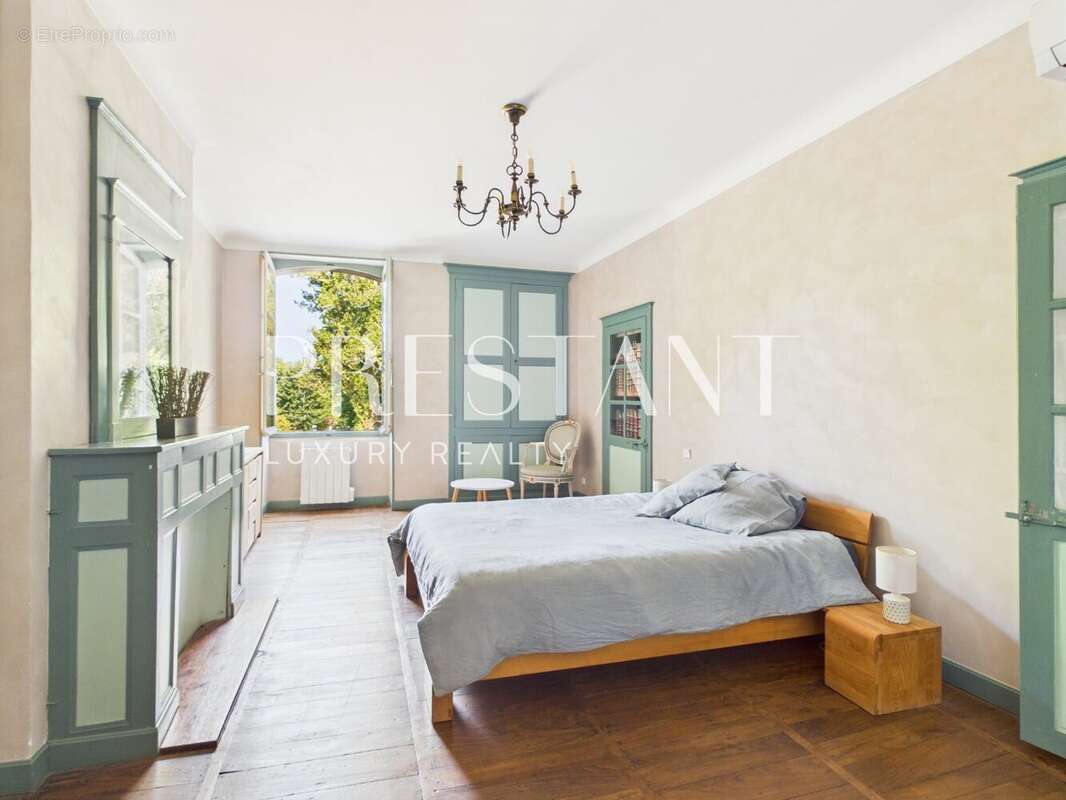 Maison à ORTHEVIELLE