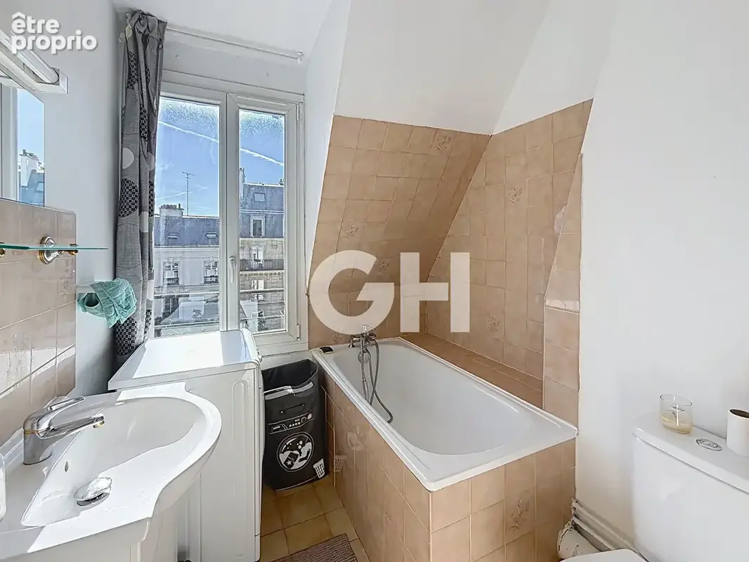 Voltaire - gardette - studio dernier etage - photo 4
