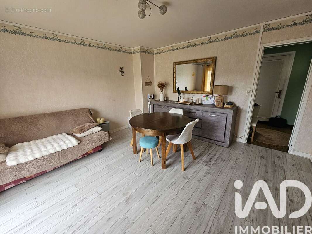Photo 2 - Maison à GOND-PONTOUVRE