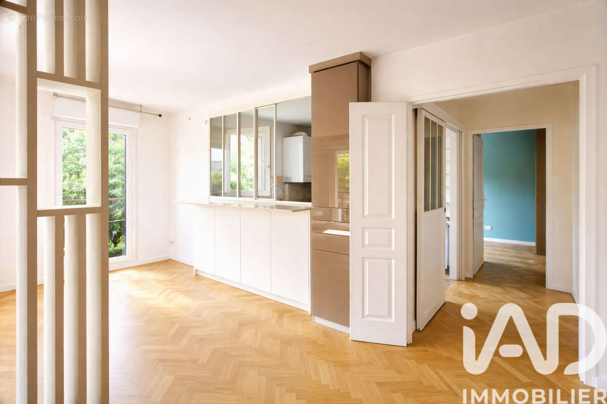 Photo 7 - Appartement à GENNEVILLIERS