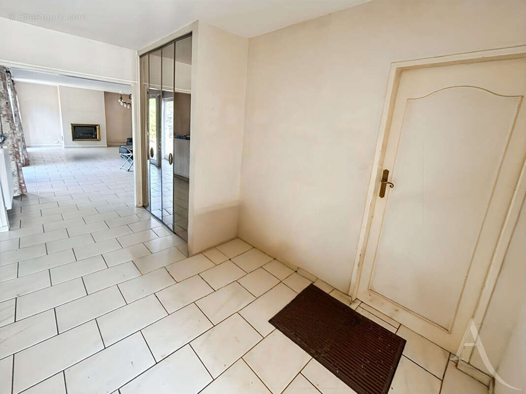 Maison Saint Michel Sur Orge 7 pièces 173 m2 - photo 6
