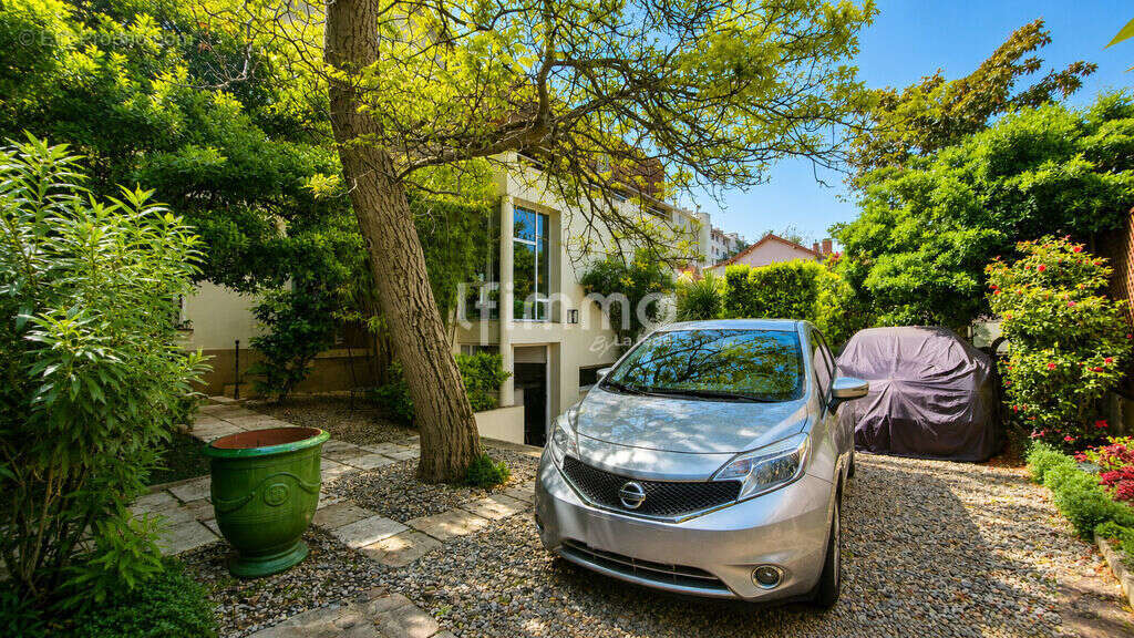 Maison de charme avec grand jardin et terrasse – Calme, proche R - photo 15