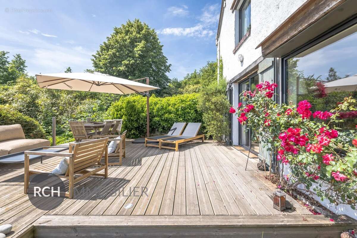 Exclusivité - Jouars-Pontchartrain - Charmante maison ancienne avec belle vue dégagée - photo 16