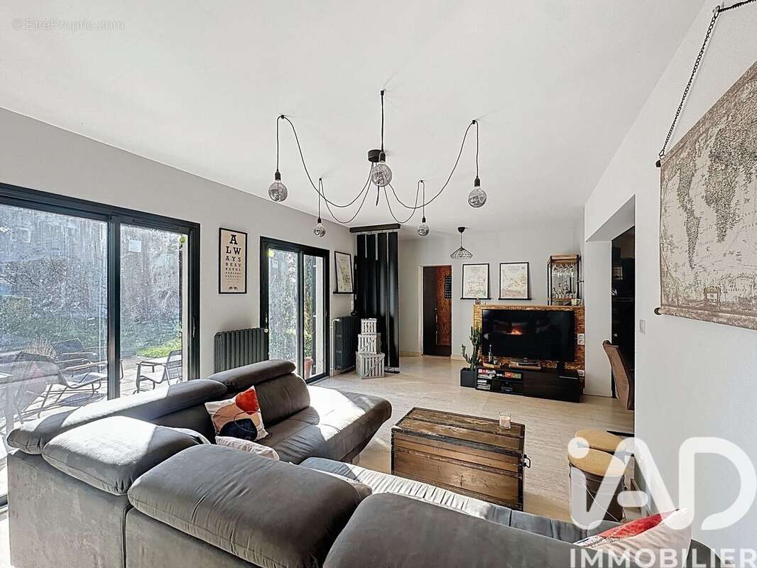 Photo 9 - Maison à PUJO-LE-PLAN