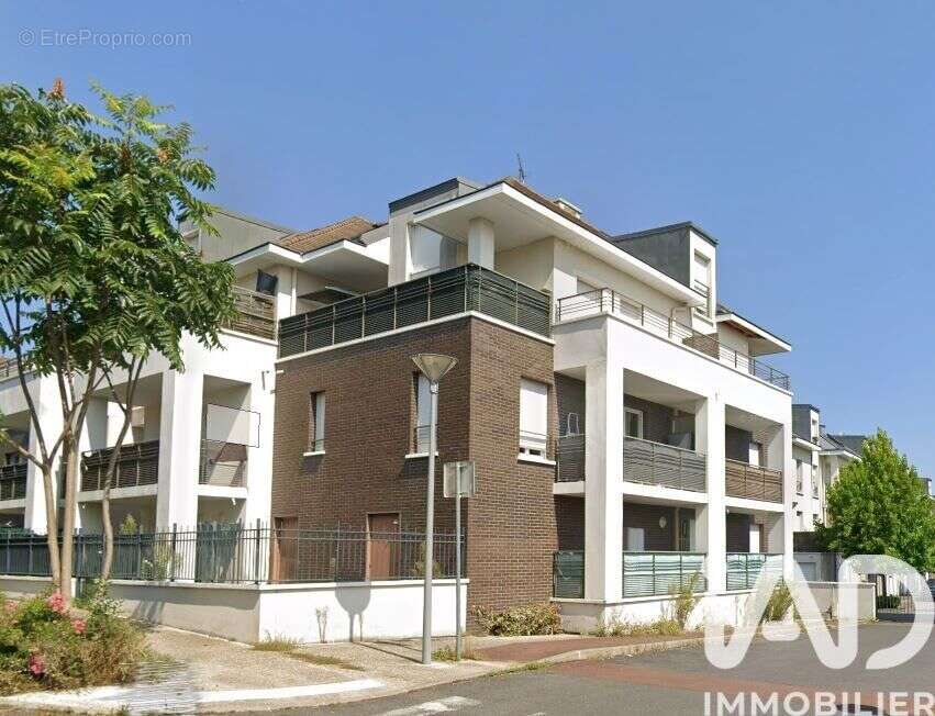 Photo 2 - Appartement à EZANVILLE