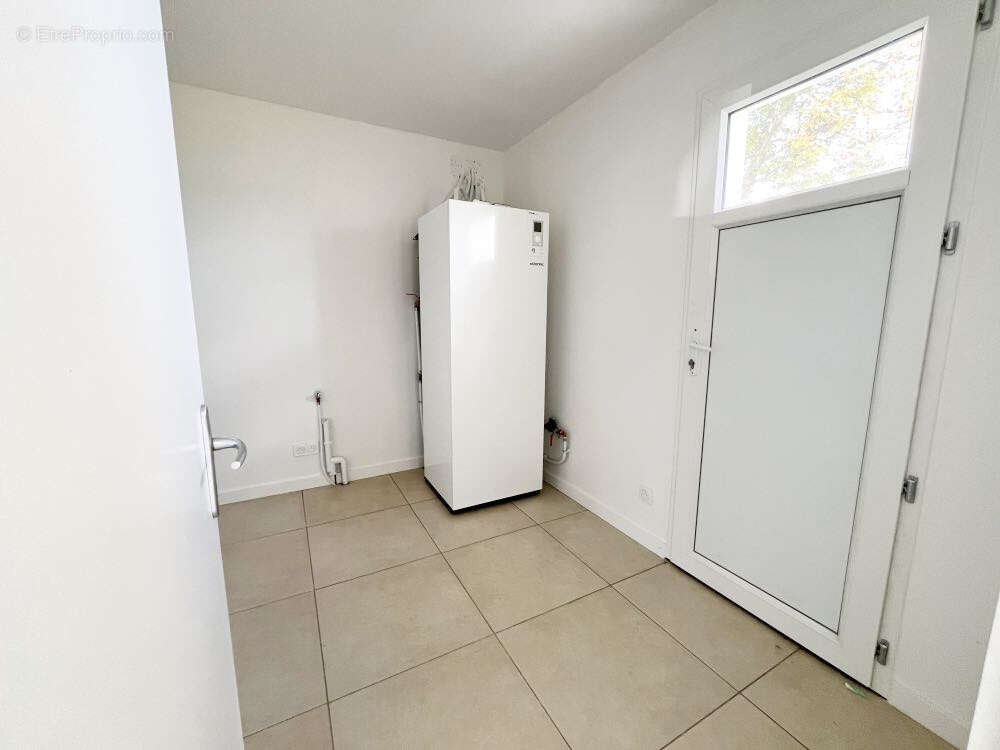 Maison à SAINT-BEAUZIRE