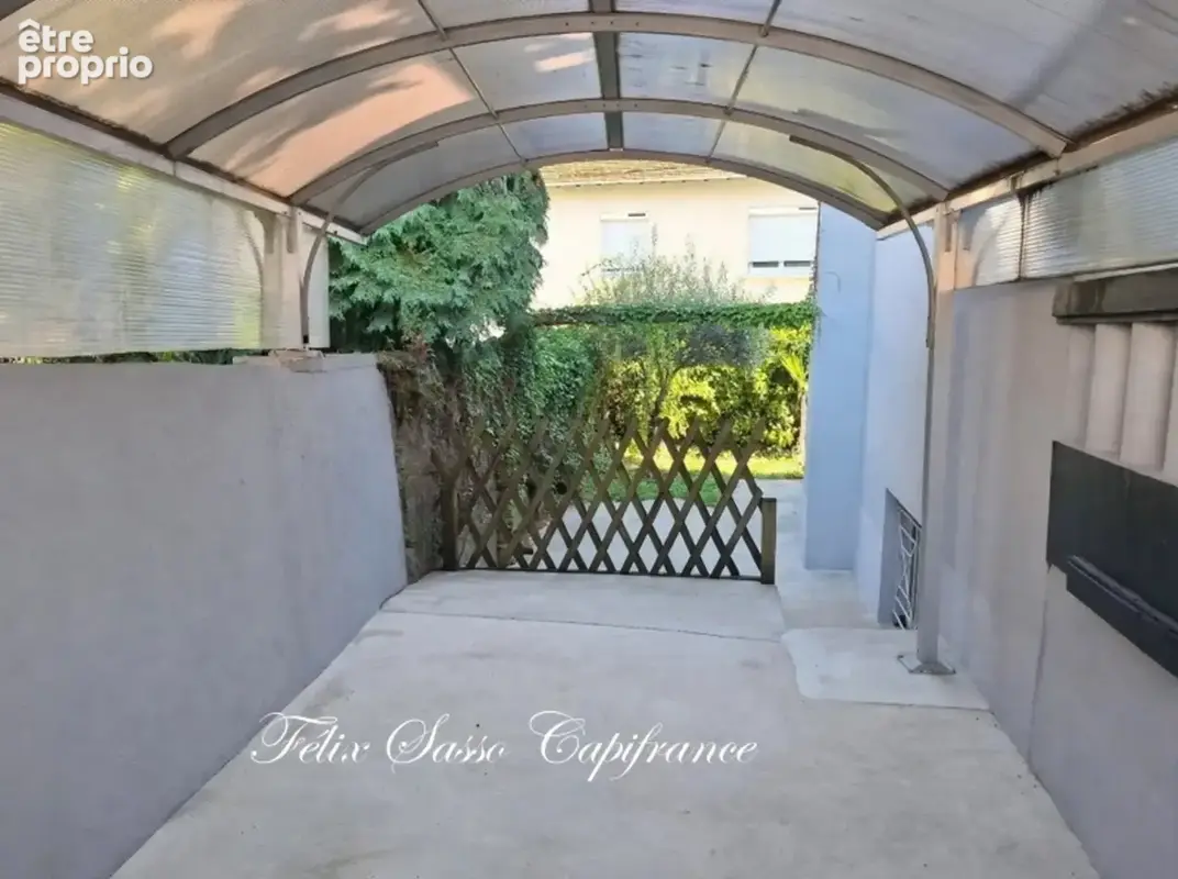 LOURDES (65),belle maison familiale d'environ 203 m2 avec 4 chambres et jardin ! - photo 8