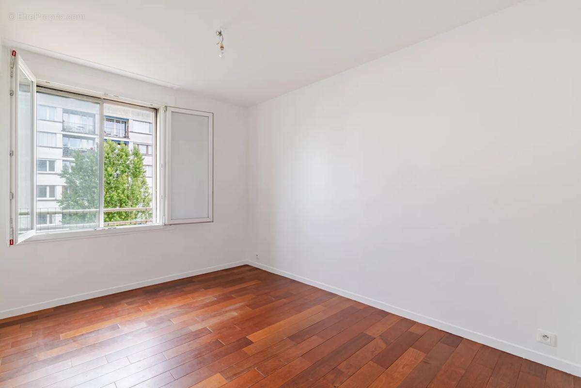 Appartement à LE RAINCY