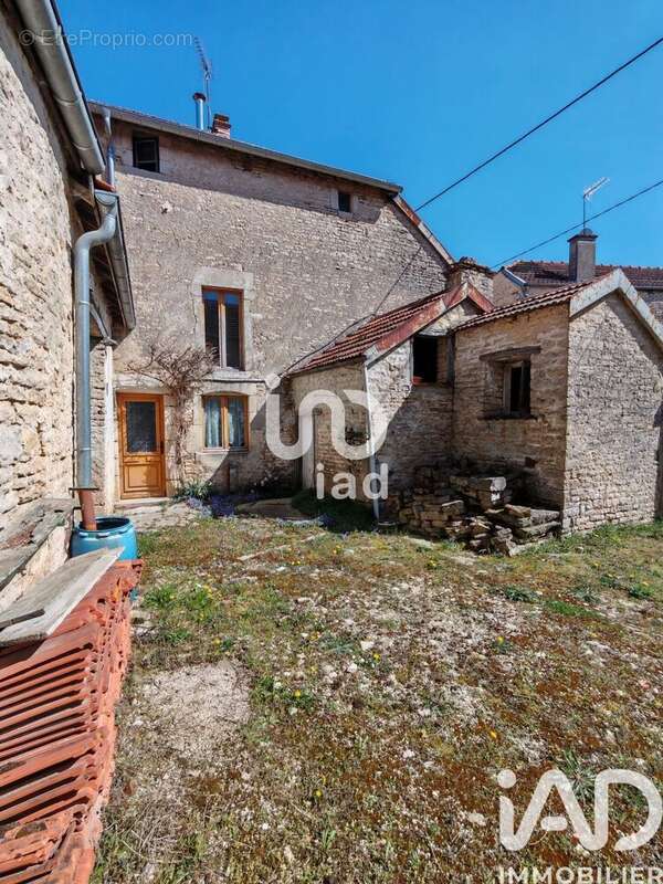 Photo 3 - Maison à LATRECEY-ORMOY-SUR-AUBE