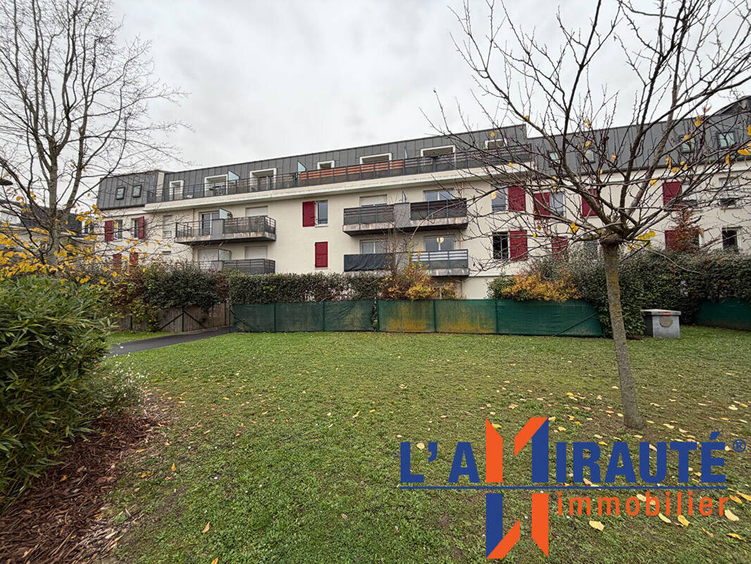 Appartement à SARTROUVILLE