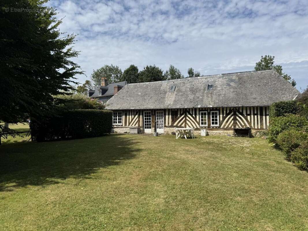 Maison 300 m² à Tourgeville  - photo 7