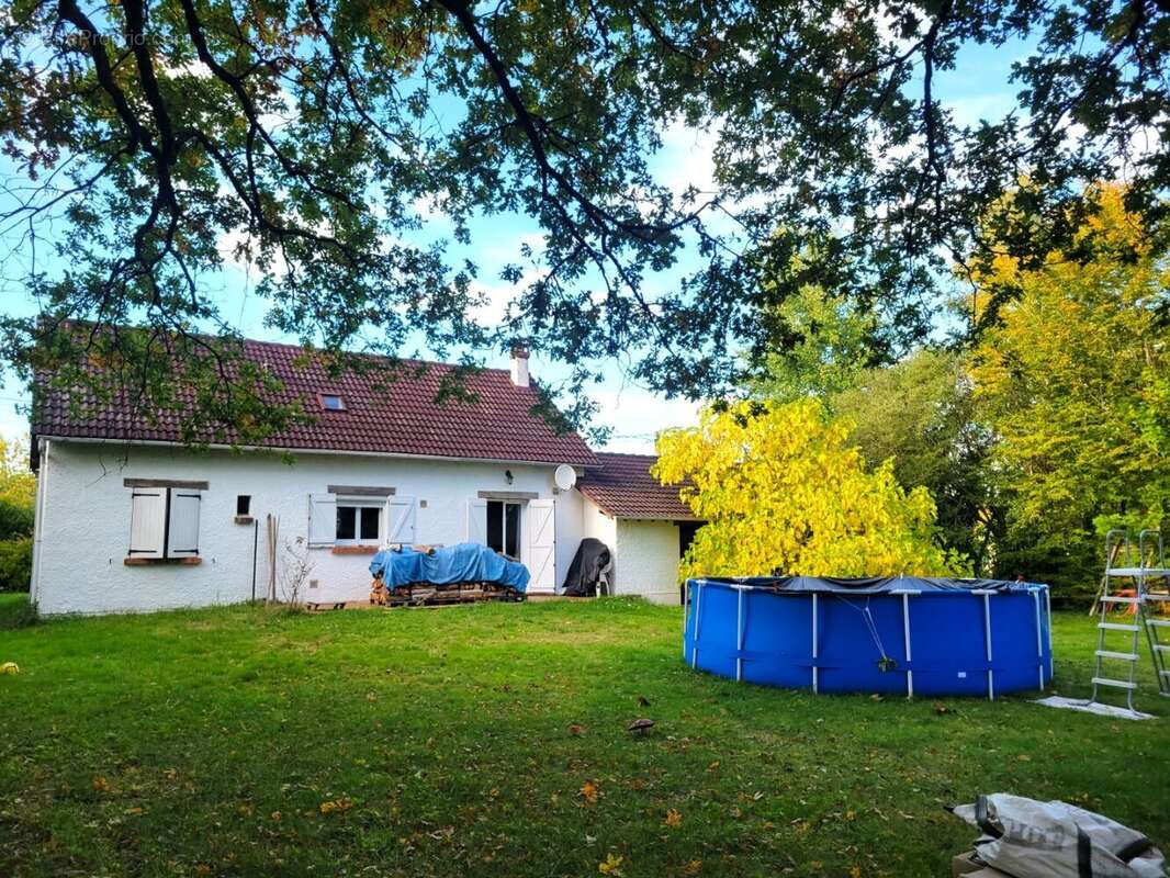 Maison à NOGENT-SUR-VERNISSON