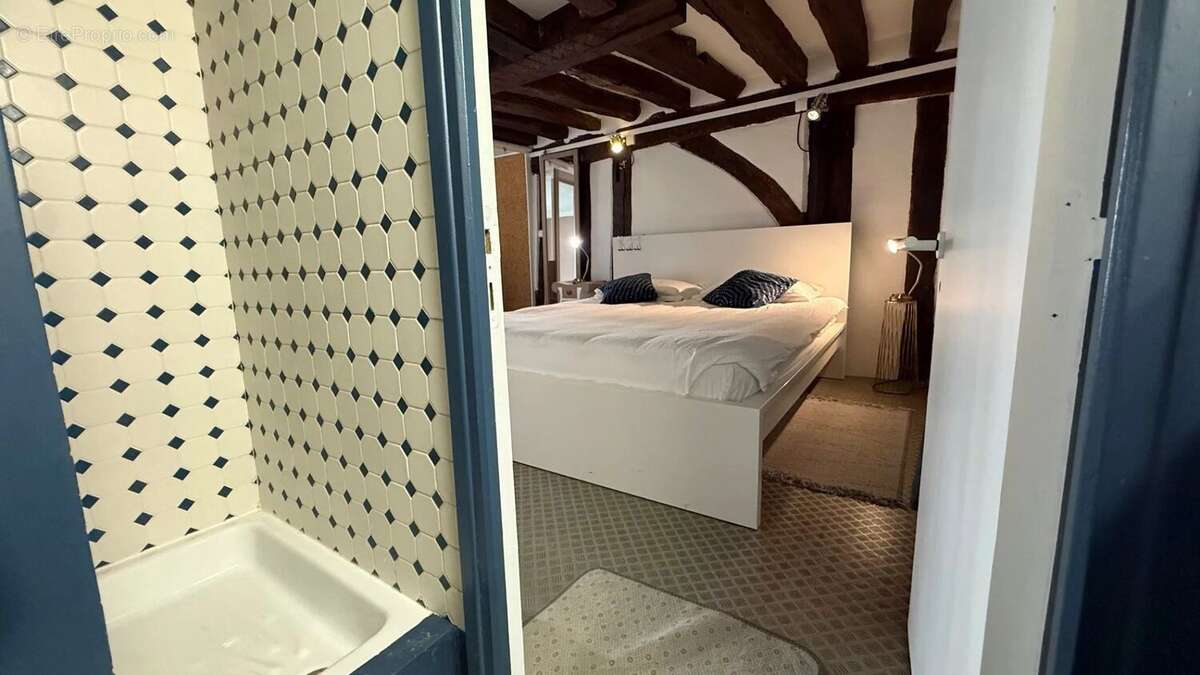 Appartement à PARIS-5E