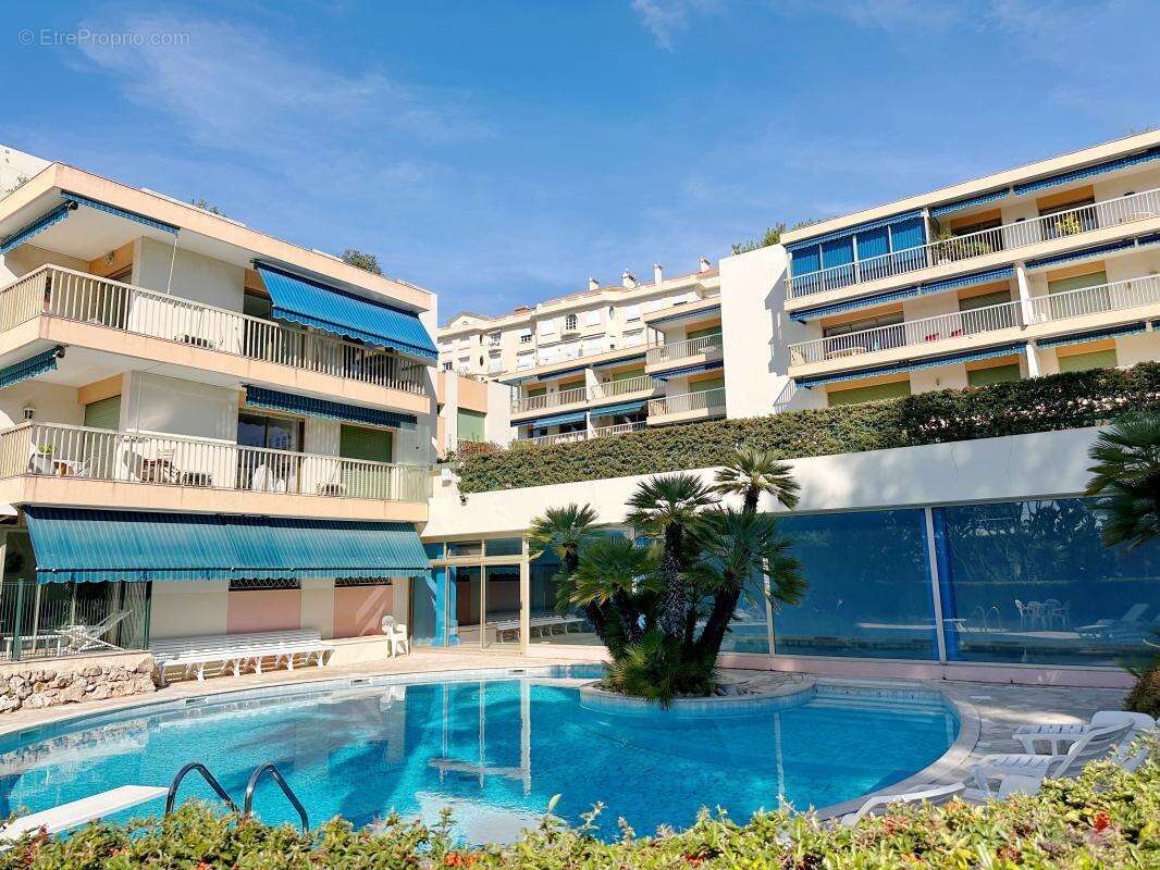  Cannes, plage du Midi — 3 pièces 80 m², aperçu mer, box fermé - photo 9