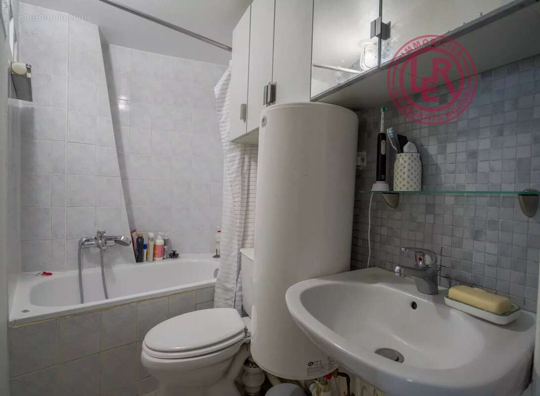 Appartement à PARIS-11E
