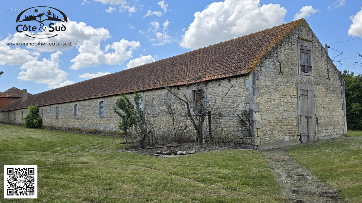 Maison à AIGREFEUILLE-D&#039;AUNIS