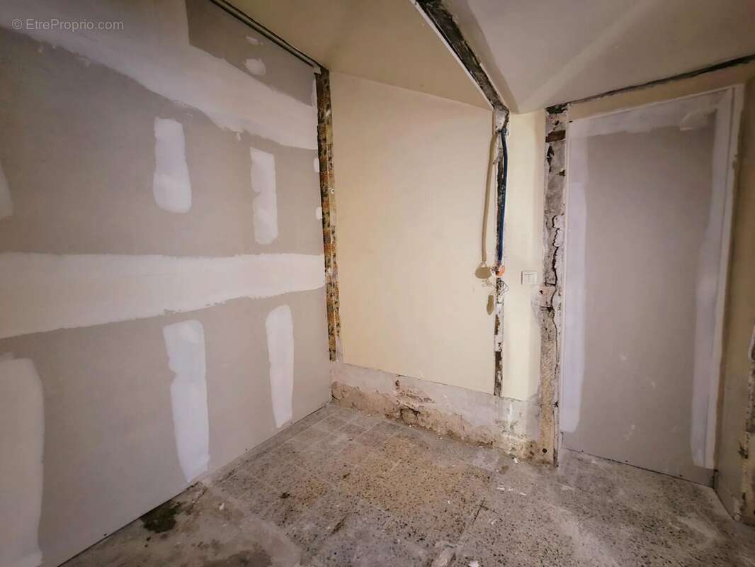 Appartement à ANSE